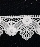 Pizzo bianco fiore