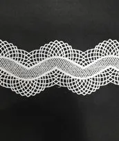 Pizzo bianco a onda