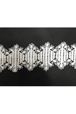 Pizzo a rombo bianco