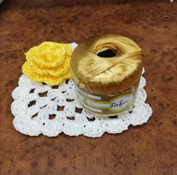 Raffia in viscosa colore oro