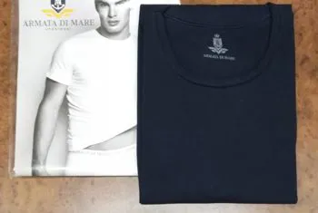 Maglia blu manica corta