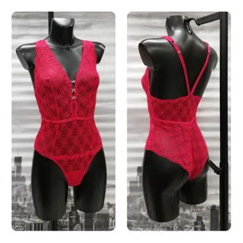 Body in pizzo rosso