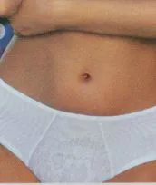 Brasiliano bianco in tulle e licra ricamata