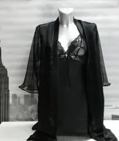 Amadine kimono in raso nero
